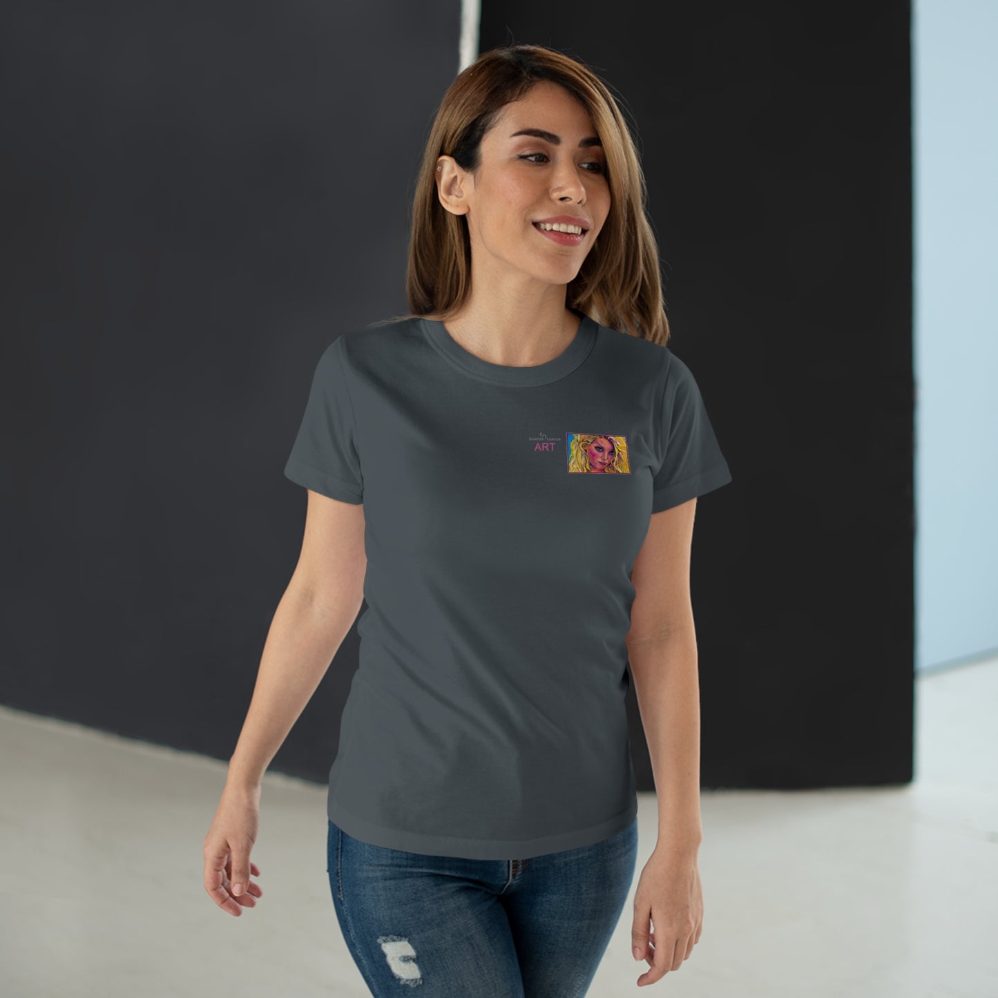 Single Jersey Women's T-shirt- dunkel - Motiv: Maria, Ausschnitt, H 5 cm