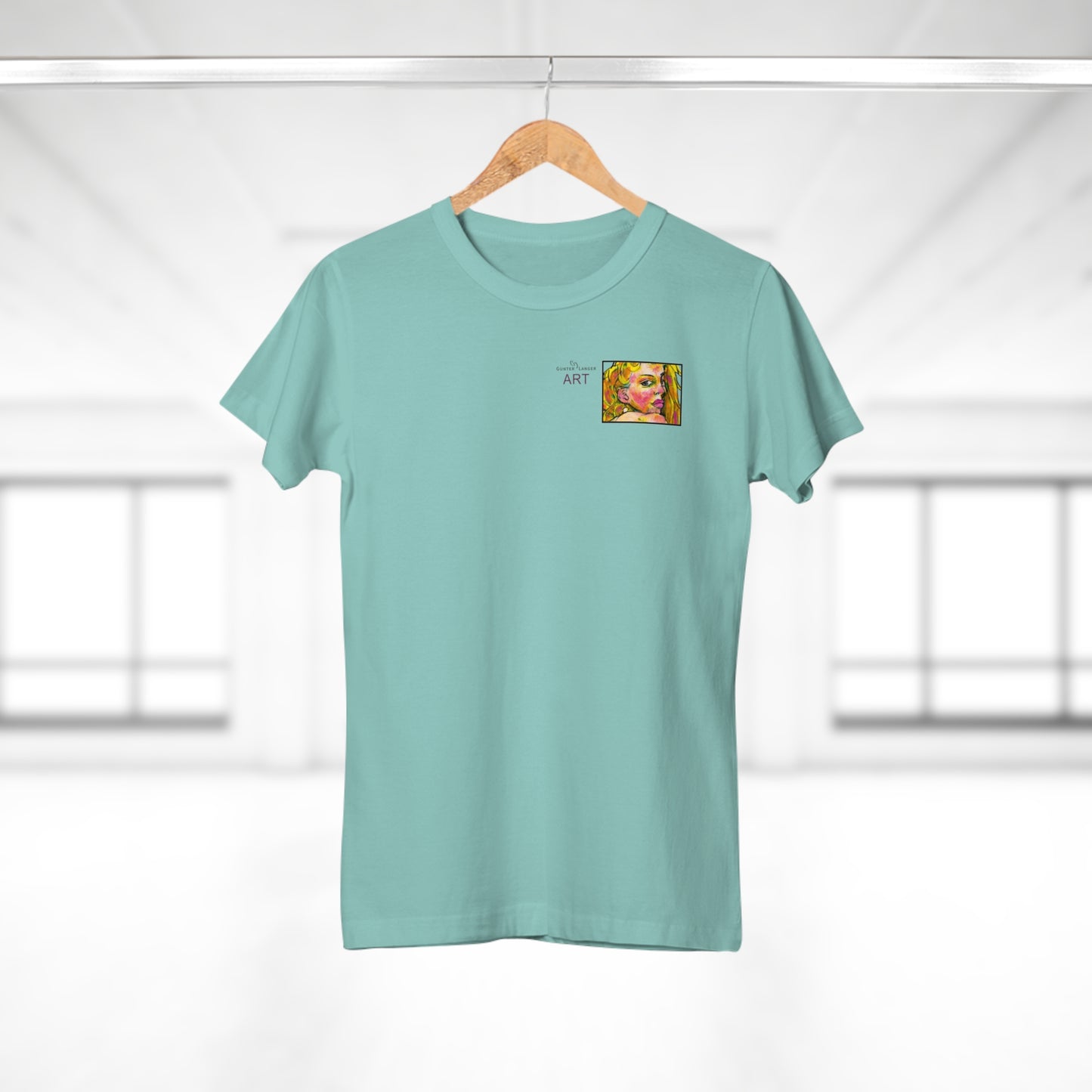 Single Jersey Women's T-shirt - hell - Motiv: Romina, Ausschnitt, H 6 cm