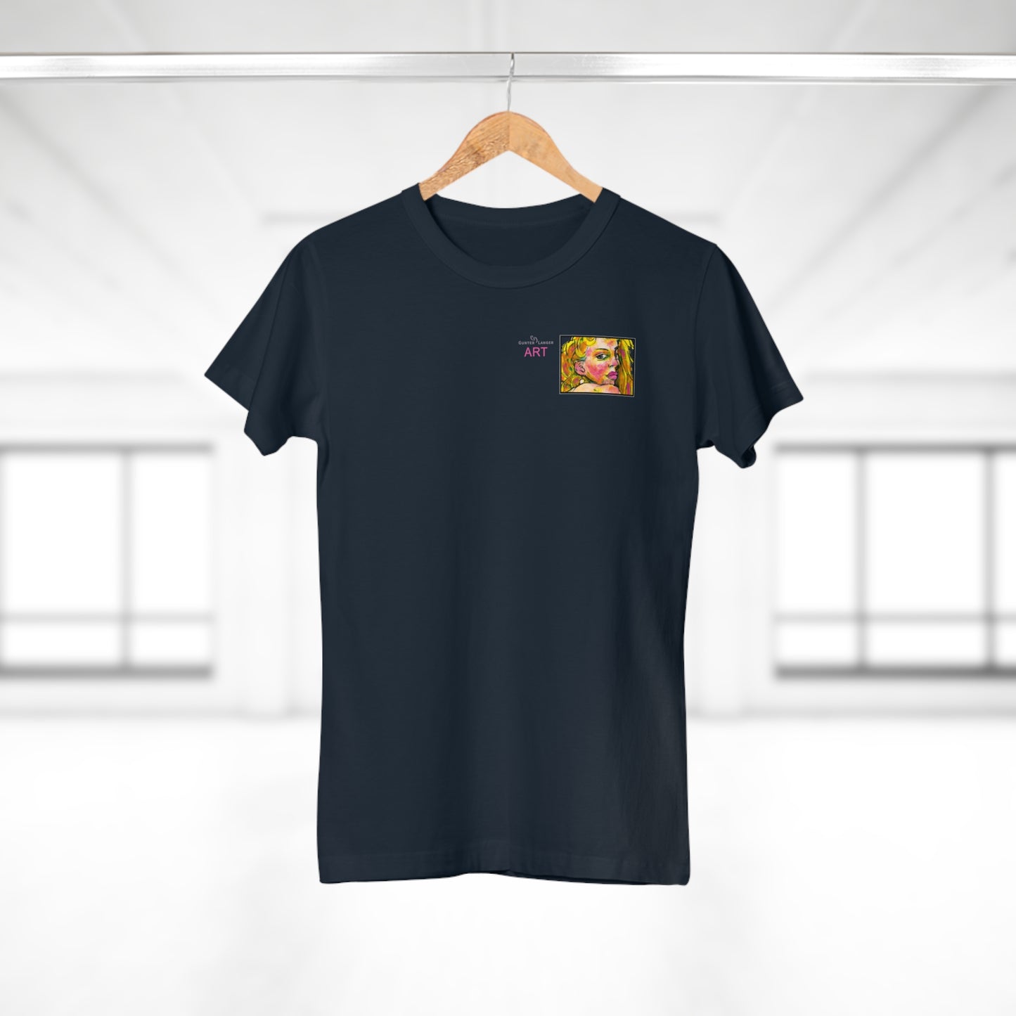 Single Jersey Women's T-shirt - dunkel - Motiv: Romina, Ausschnitt, H 6 cm