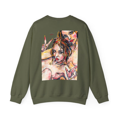 Unisex Heavy Blend™ Crewneck Sweatshirt - Motiv: Front Camilla (H 11,4 cm) & Rückseite Camilla / Leni, H 41 cm