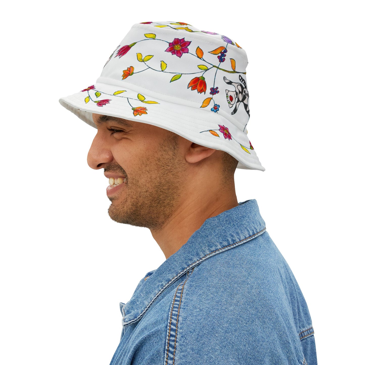 Bucket Hat (AOP) - Motiv: Katze fliegt, Ranken, Weiss