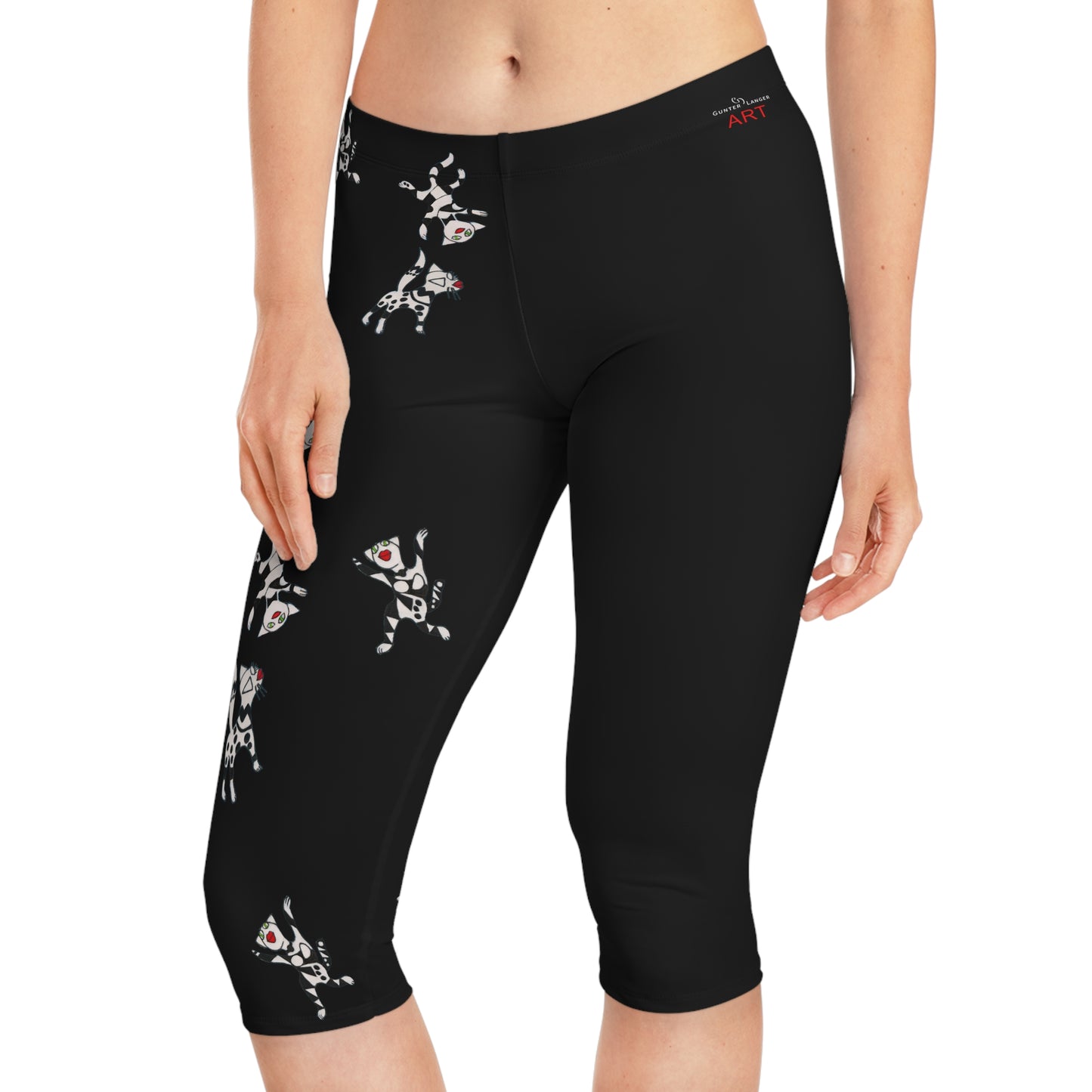 Women's Capri Leggings (AOP) -  Motiv Katzen fliegen, schwarz