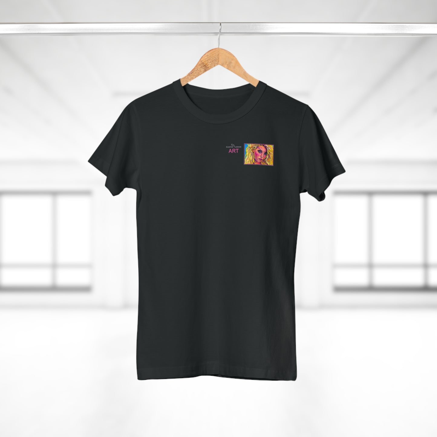 Single Jersey Women's T-shirt- dunkel - Motiv: Maria, Ausschnitt, H 5 cm