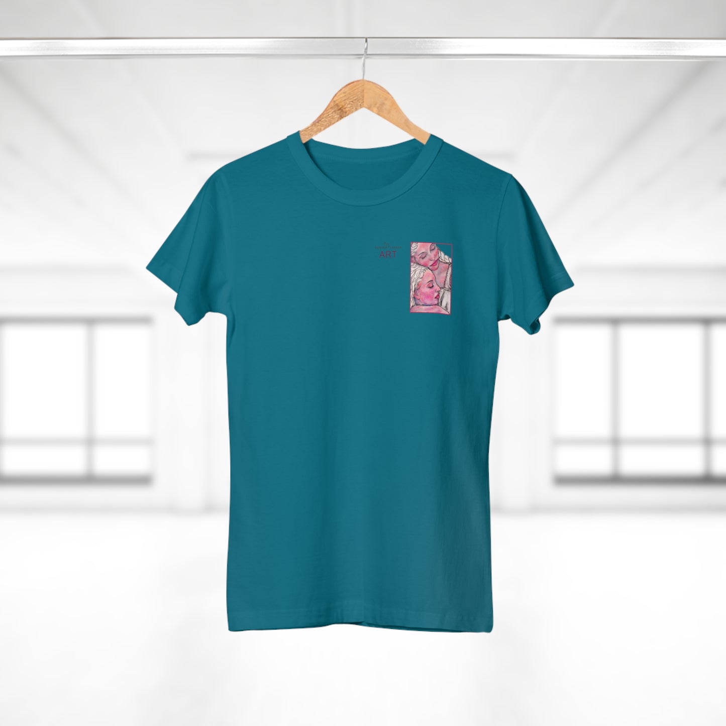 Single Jersey Women's T-shirt - hell - Motiv: Zuflucht, Ausschnitt, H 10 cm