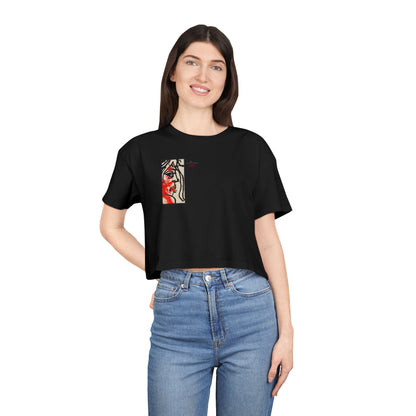Women's Crop Tee  - Motiv: Front Ria (Ausschnitt H 13,5 cm), & Rückseite Ria, H 24,8 cm
