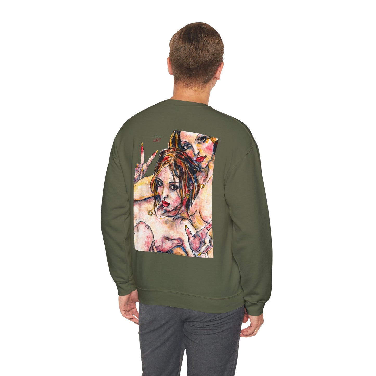 Unisex Heavy Blend™ Crewneck Sweatshirt - Motiv: Front Camilla (H 11,4 cm) & Rückseite Camilla / Leni, H 41 cm