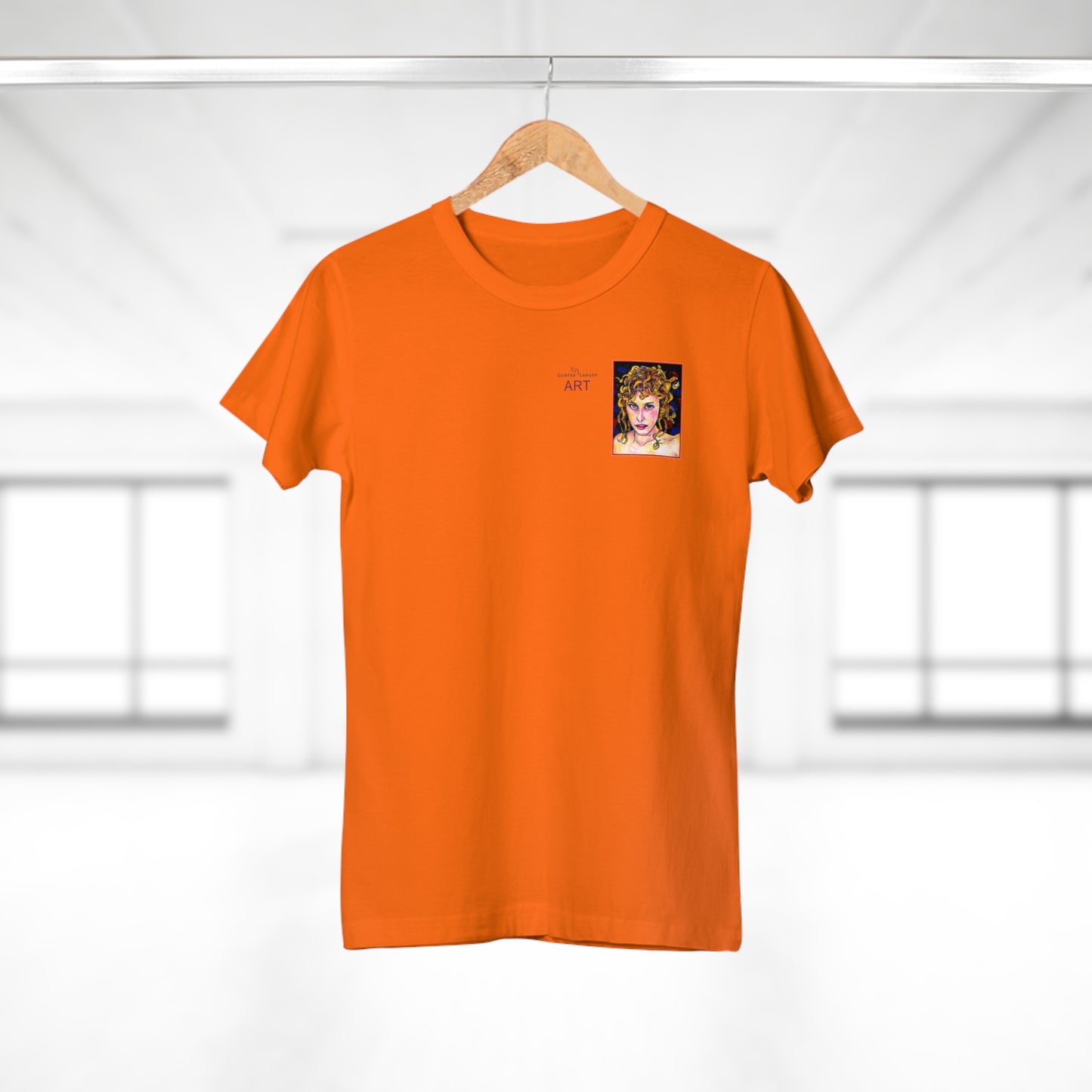 Single Jersey Women's T-shirt - hell - Motiv: Antonietta, Ausschnitt, H 9 cm