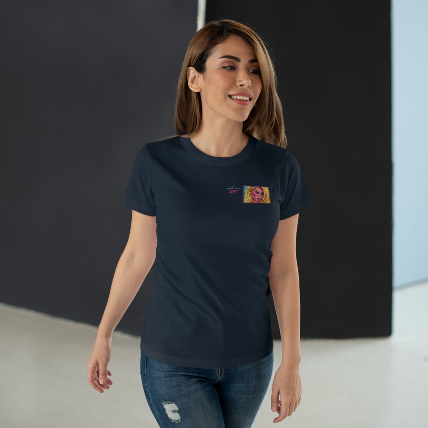 Single Jersey Women's T-shirt- dunkel - Motiv: Maria, Ausschnitt, H 5 cm